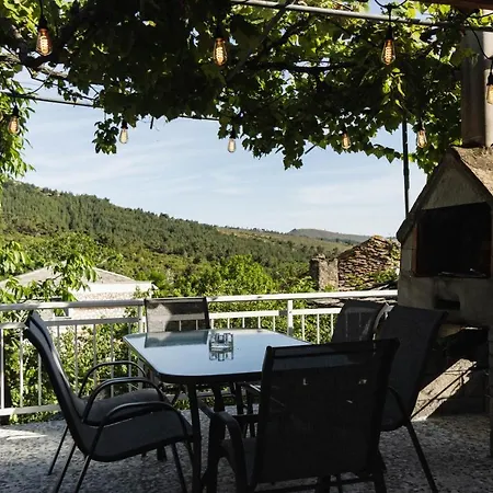 Nerida's-traditional 3 Bedroom Townhouse-bbq-view Tatil Evi