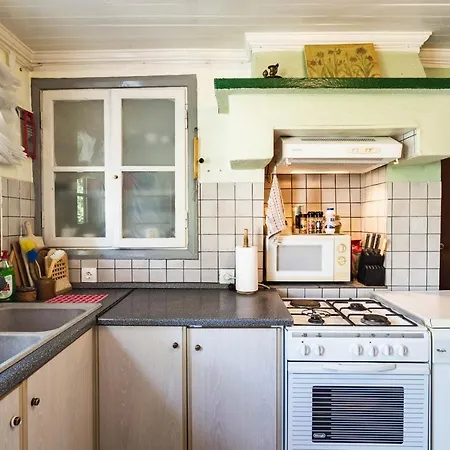 Nerida's-traditional 3 Bedroom Townhouse-bbq-view * Theologos (Thasos)