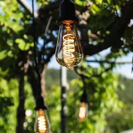 Nerida's-traditional 3 Bedroom Townhouse-bbq-view Holiday home *