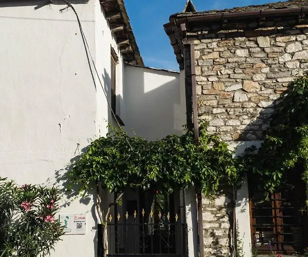 Сasa de vacaciones Nerida's-traditional 3 Bedroom Townhouse-bbq-view